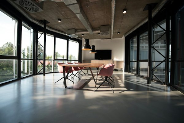 Commercial workspace